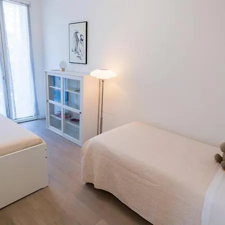 Apartment Rossini Vicino Al Teatro Rossini By Yohome Pesaro