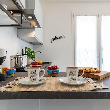 Apartment Rossini Vicino Al Teatro Rossini By Yohome