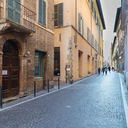 Rossini Vicino Al Teatro Rossini By Yohome Pesaro