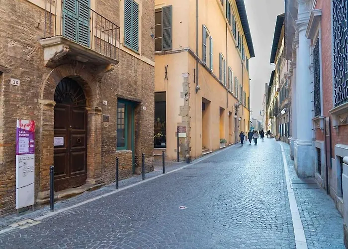 Rossini Vicino Al Teatro Rossini By Yohome Pesaro